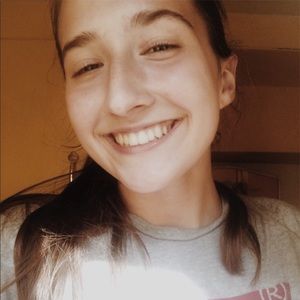 Meet your Posher, Hannah